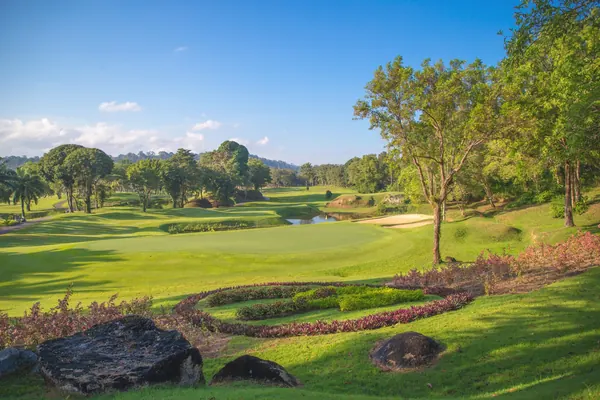 Blue Canyon Country Club – Lakes Course — photograph 3