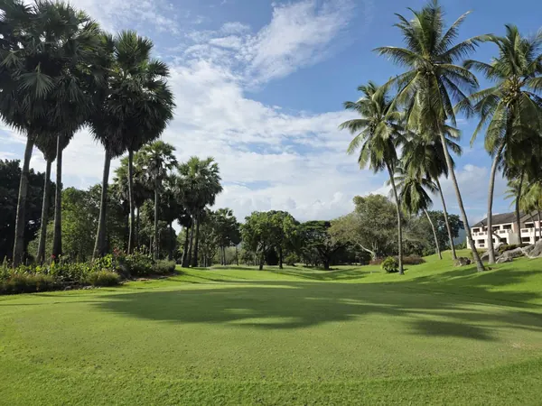 Lake View Resort & Golf Club — photograph 6