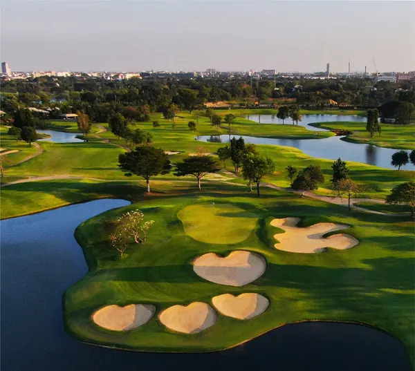 Panya Indra Golf Club — photograph 5