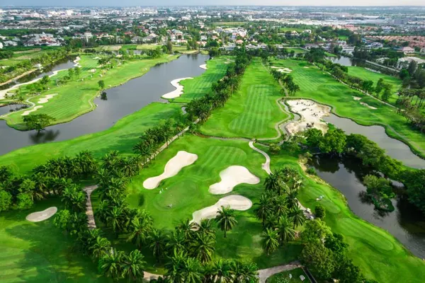 Summit Windmill Golf Club — photograph 6